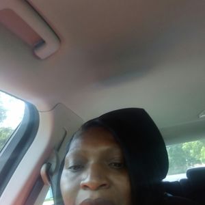 Meet your Posher, Cynthia